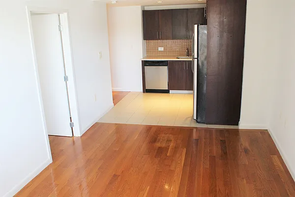 Studio, 1 bath, $3,350, Unit 4B