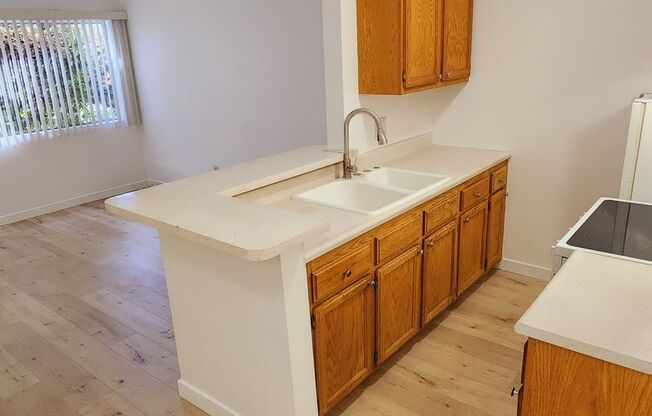 Studio, 1 bath, $1,595, Unit 22