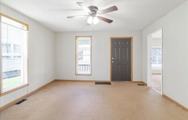 4 beds, 3 baths