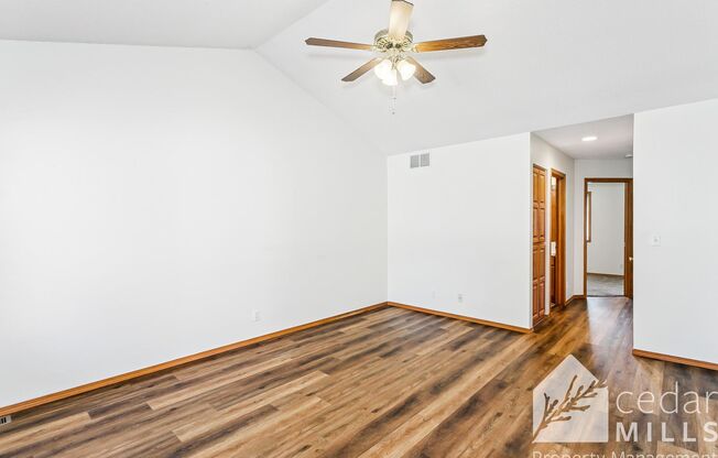 3 BED, 3 BATH DOUGLAS AND MAIZE