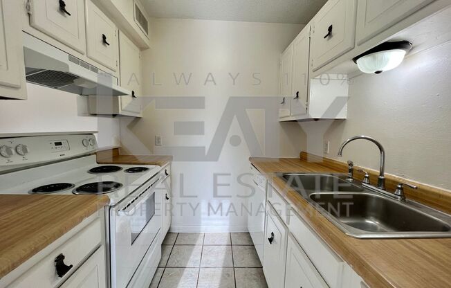 2 beds, 1.5 baths, 1,000 sqft, $850, Unit 3