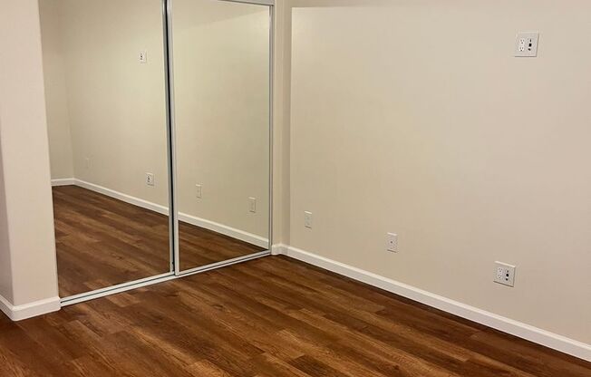 2 beds, 1 bath, 918 sqft, $2,999, Unit 031