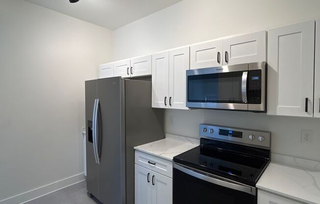 1 bed, 1 bath, 548 sqft, $950, Unit Unit 105