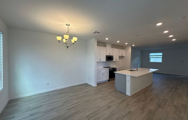 Stunning newly built 3/2.5 Town Home in St. Cloud very close to Lake Nona District