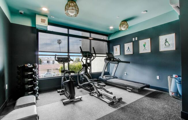 2 beds, 2 baths, 875 sqft, $2,905, Unit 505