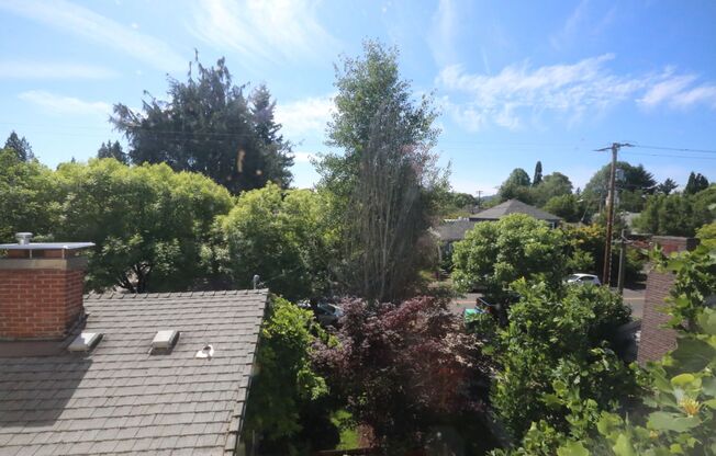Spacious upper 3-bedroom unit with 2 full bathrooms in an attractive duplex.