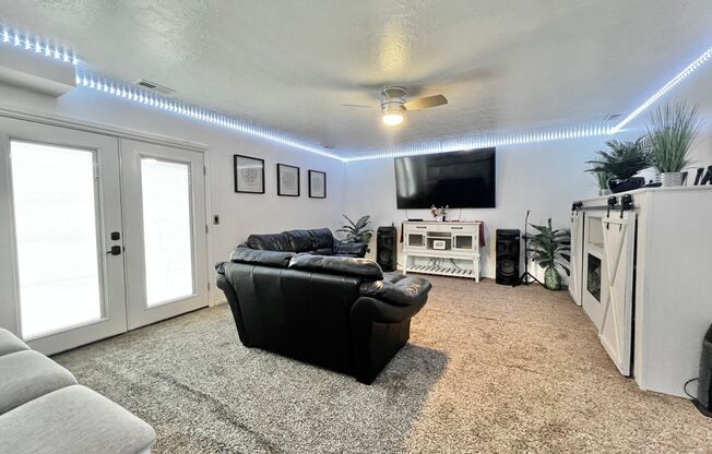 4 beds, 2 baths, $2,400