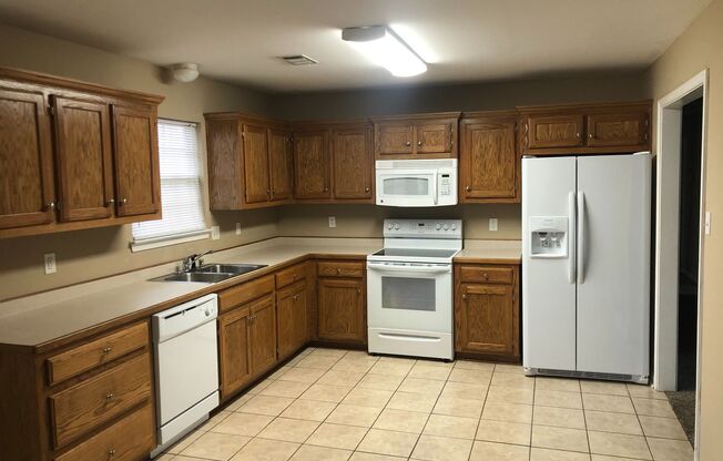 3 beds, 2 baths, $1,625