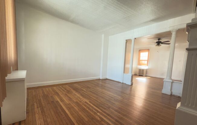 Three Bedroom House In Baltimore