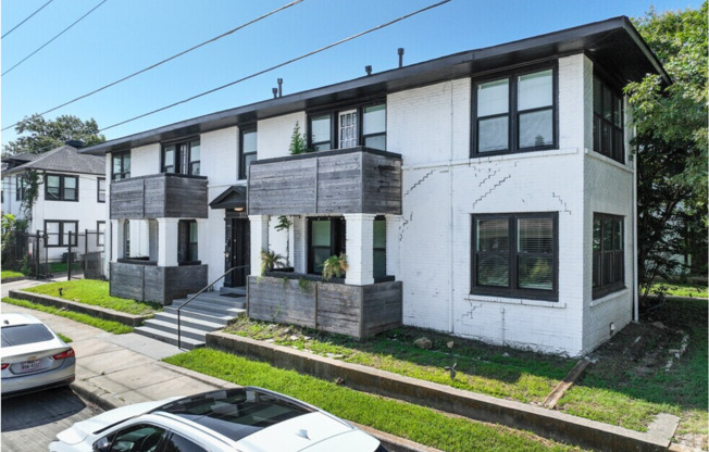 Leuda May Apartments
