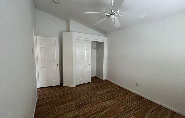 3 beds, 2.5 baths, $2,550