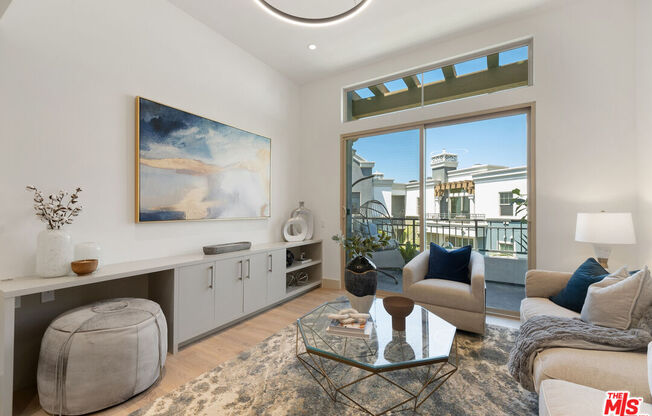 1 bed, 1 bath, 720 sqft, $4,195, Unit 310