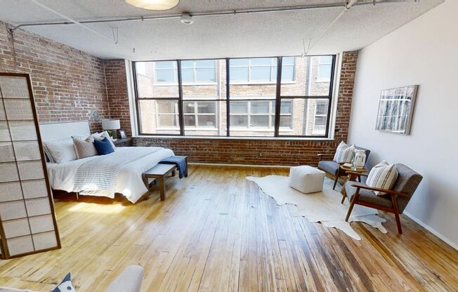 Studio, 1 bath, 806 sqft, $1,350, Unit 206