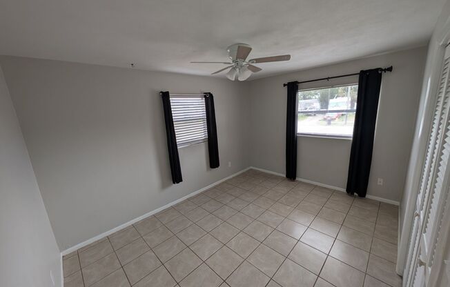 3 beds, 2 baths, $1,650