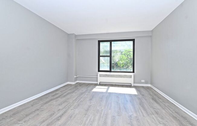 1 bed, 1 bath, 450 sqft, $1,150, Unit 7200 - 307