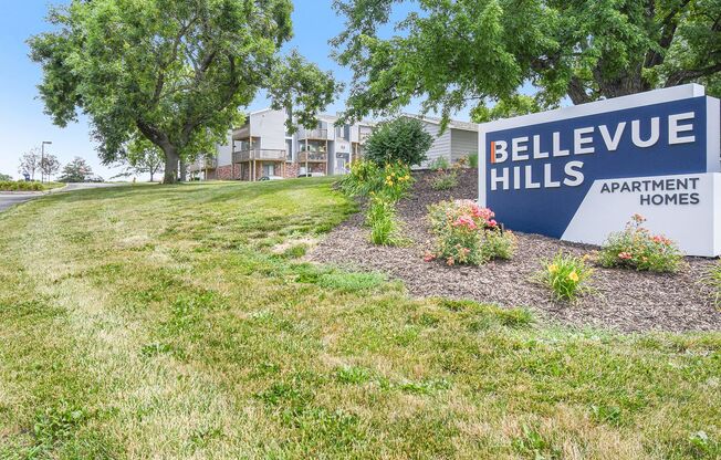 3 beds, 2 baths, 1,125 sqft, $1,600, Unit 805