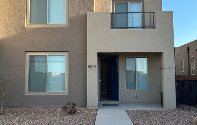 5021 Wheeler Lane - Las Soleras!