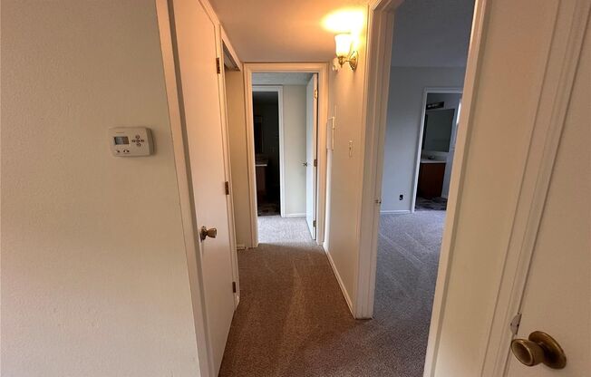 2 beds, 2 baths, $1,600