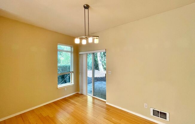 Great Town House For Rent