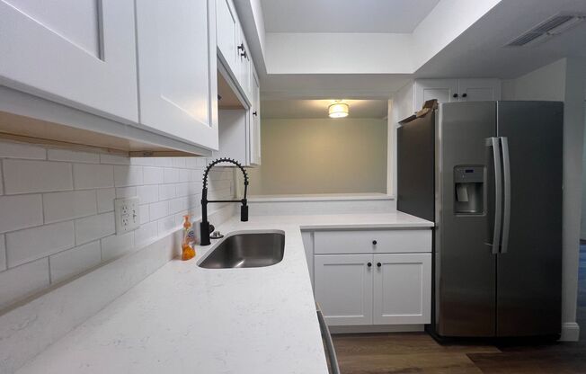 2 beds, 1.5 baths, $1,800, Unit Unit C