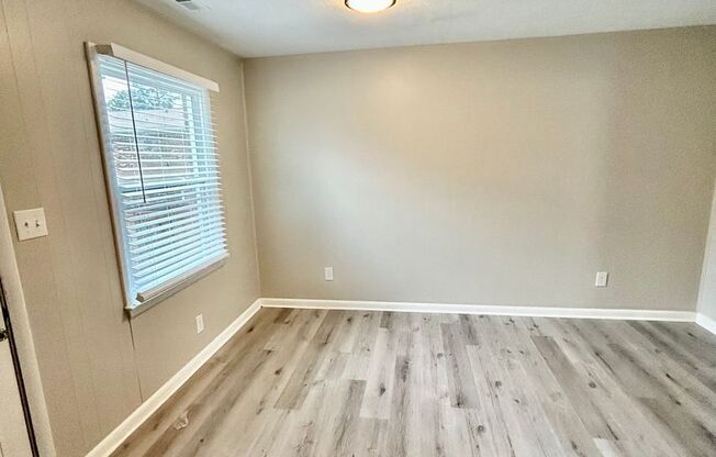 2 beds, 1.5 baths, 1,100 sqft, $1,099, Unit 719-B