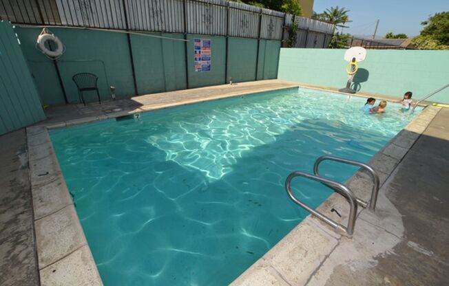 Gilmore Apts.. Beautiful Newly Remodeled Apartments...CALL NOW!