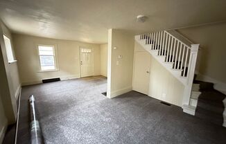 2 beds, 1 bath, $995