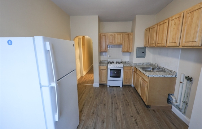 3 beds, 1 bath, 1,100 sqft, $3,418, Unit 1