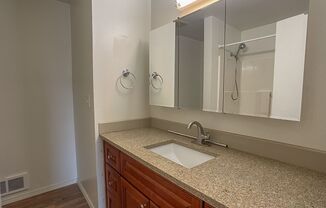 2 beds, 1 bath, $1,995