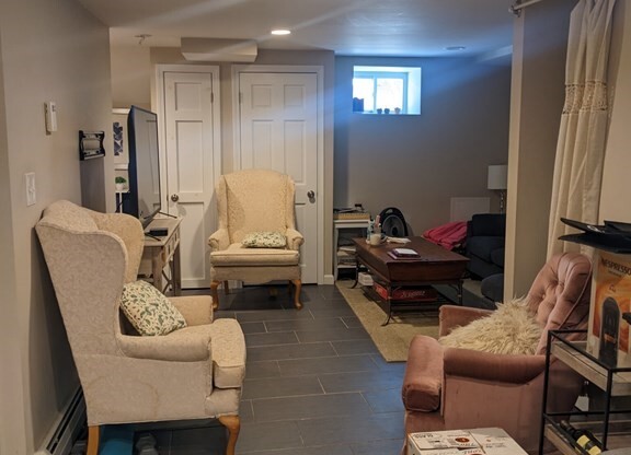 768 E 6 ST