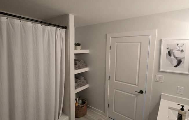 3 beds, 2 baths, 1,360 sqft, $1,500, Unit 311