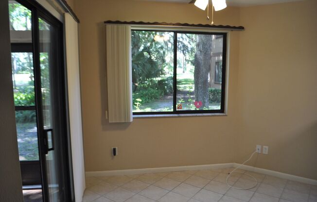 2 beds, 2 baths, $1,600