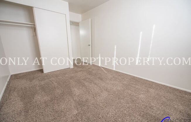 2 beds, 1 bath, 810 sqft, $1,199