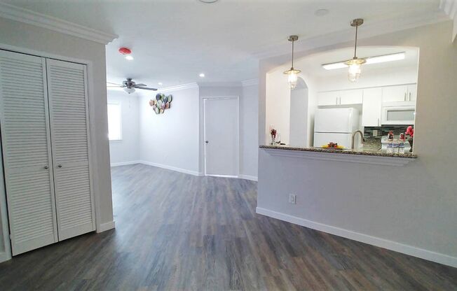 2 beds, 2 baths, 950 sqft, $2,750, Unit 106