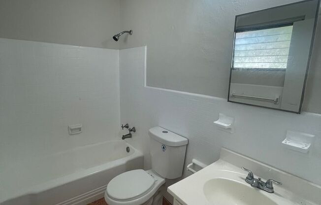 1 bed, 1 bath, 704 sqft, $1,880, Unit 127-09