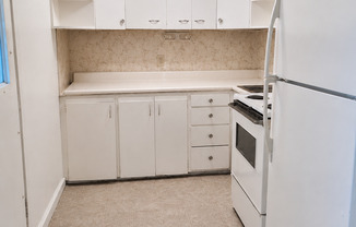 Small 2 bedroom 1 bath house