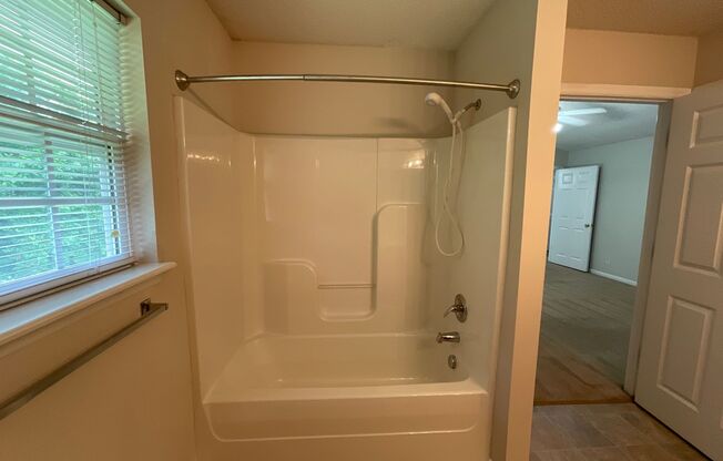 2 beds, 2 baths, 1,131 sqft, $1,425, Unit 2772-7