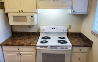 2 beds, 2 baths, 1,030 sqft, $1,725, Unit 714