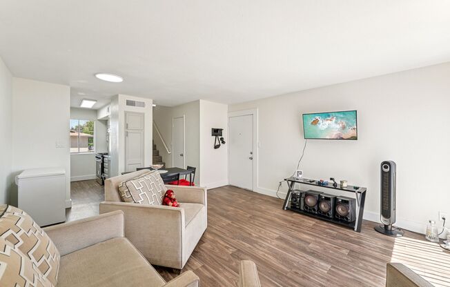 Las Casitas Apartments