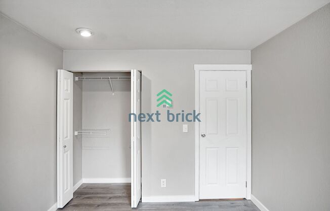 2 beds, 1 bath, $2,495