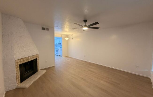 Spacious 2BR/2BA Scottsdale Condo | In-Unit Washer & Dryer | Remodeled | Move in Special