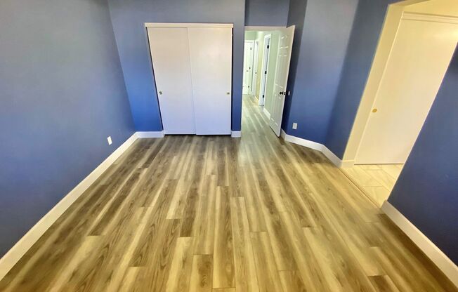 BEAUTIFUL SINGLE-STORY 3 BEDROOM, 2 BATHROOM HOME LOCATED IN A QUIET NORTH LAS VEGAS NEIGHBORHOOD!