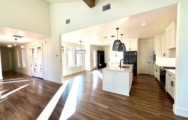 Beautiful 3-Bed 3-Bath Home Available!
