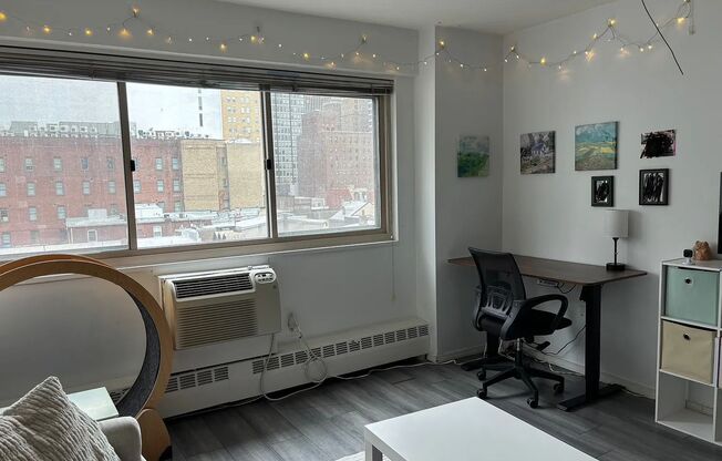 BRIGHT 1 BED 1 BATH in Rittenhouse ALL UTILITIES INCLUDED