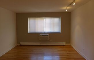 Studio, 1 bath, 450 sqft, $1,295, Unit 307