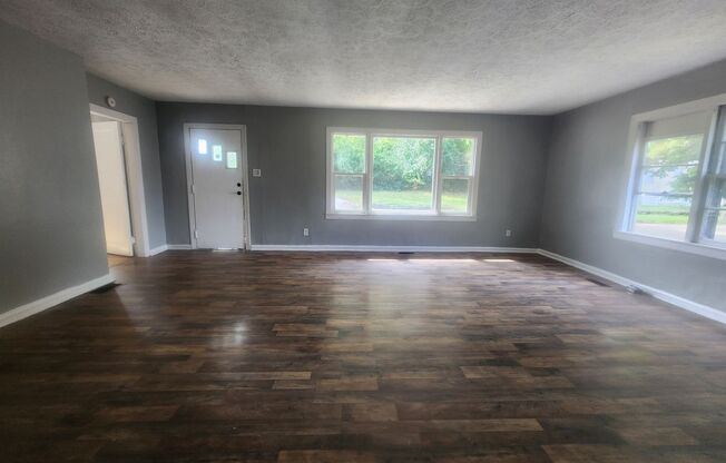 2 Bedroom 1 Bath House on the Northside