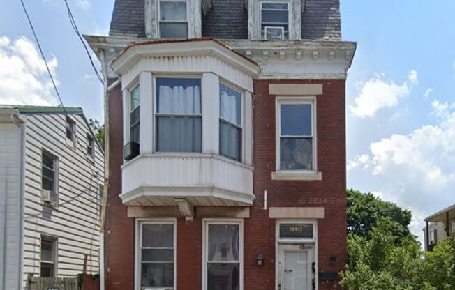 940 E Market Street