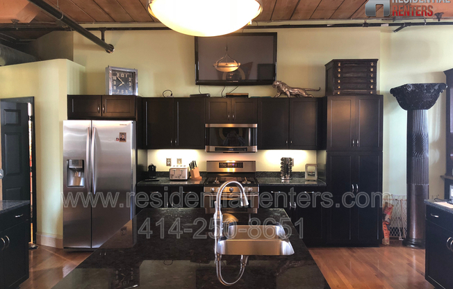 602 S 9 ST