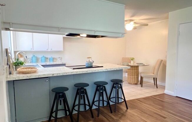 2 beds, 1 bath, 992 sqft, $2,495, Unit 8