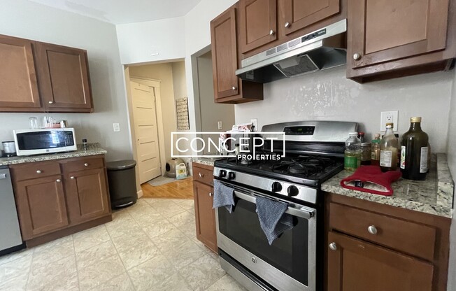 10 PLEASANT ST